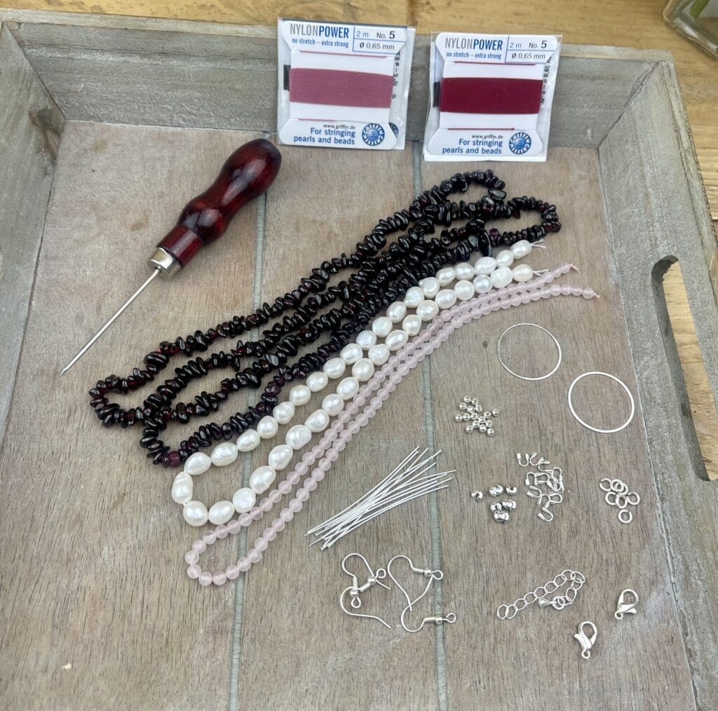 Relax n Craft subscription box
