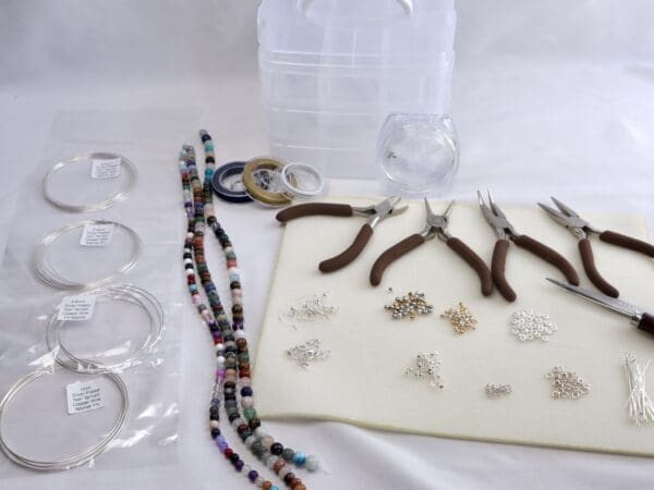 The Ultimate Jewellery Maker Starter/Travel Kit